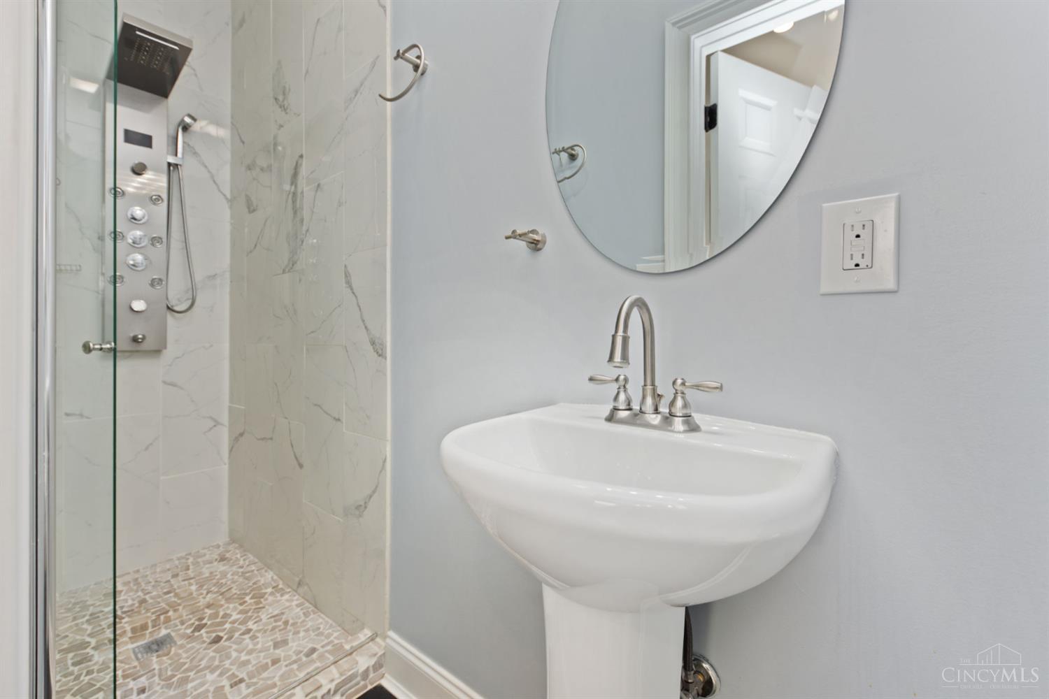 1964 Fairfax Avenue, Cincinnati, OH, 45207 — photo 18