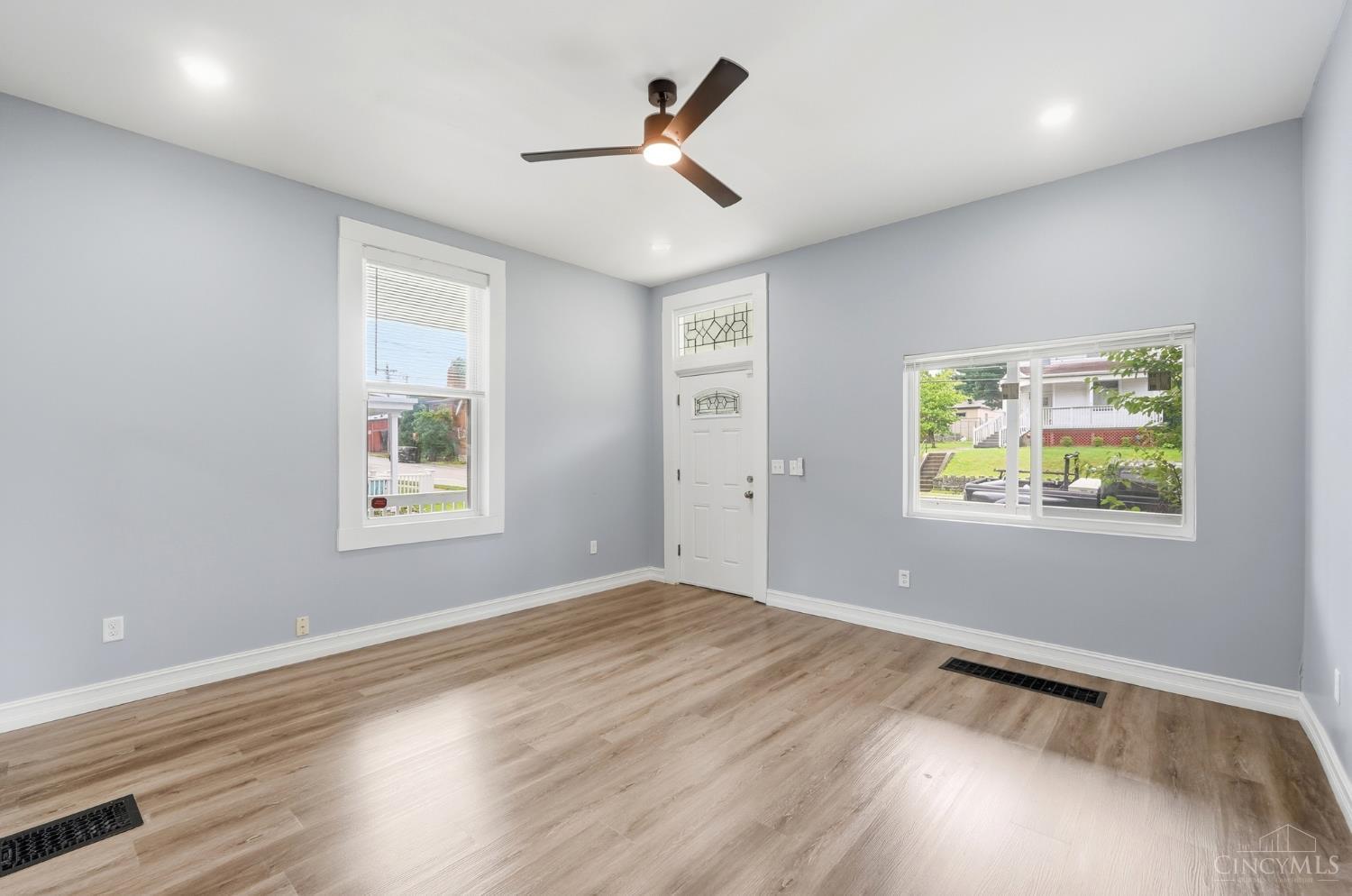 3728 Applegate Avenue, Cheviot, OH, 45211 — photo 7