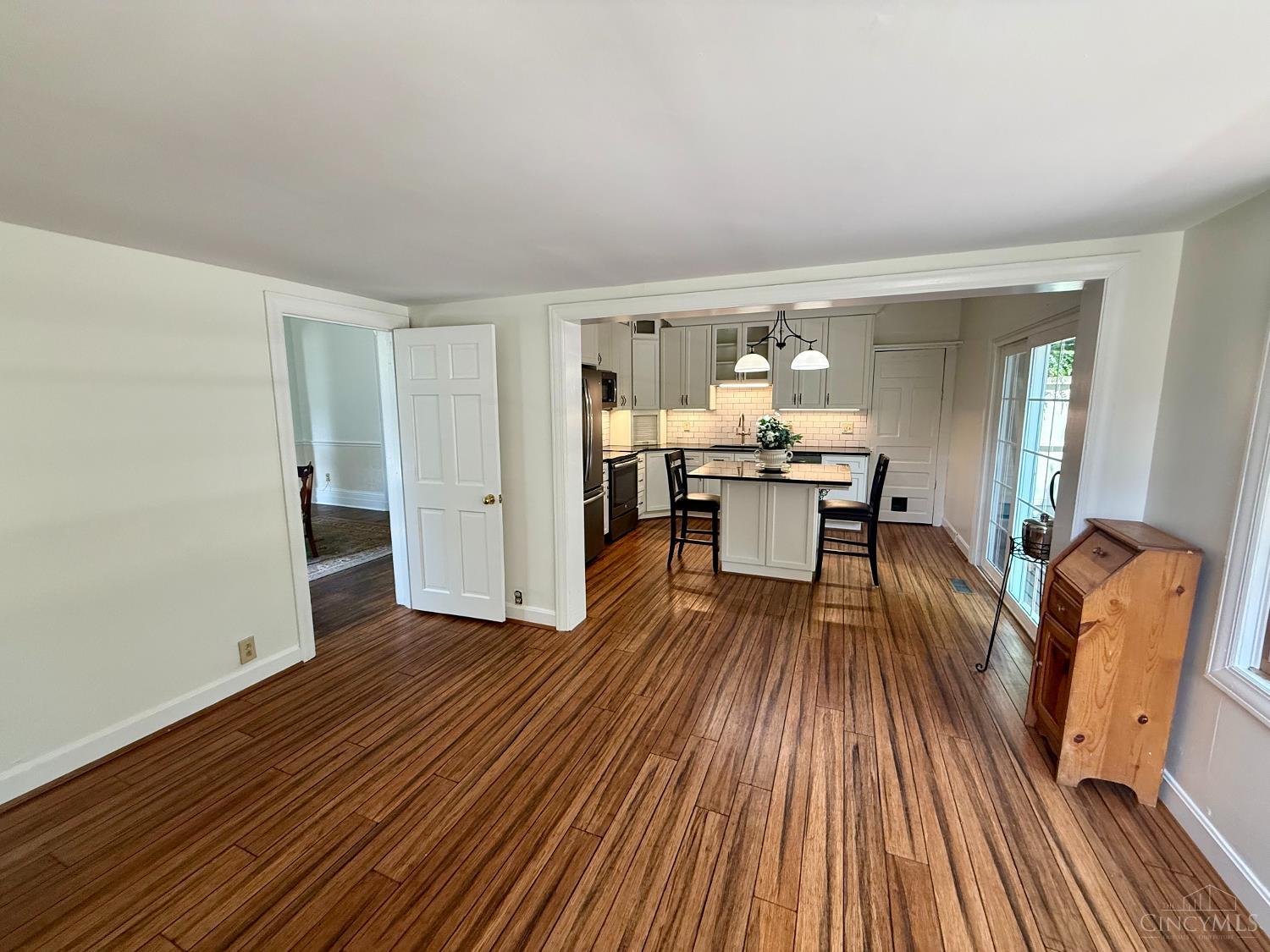 900 Troy Avenue, Glendale, OH, 45246 — photo 13