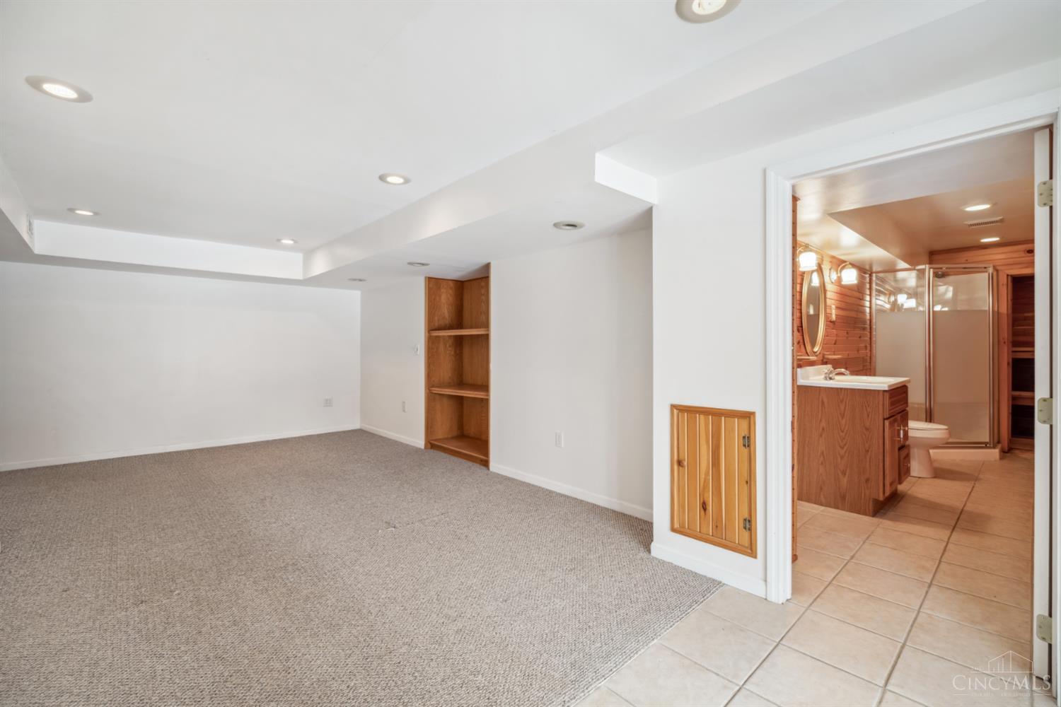 7489 Fitzroy Court, West Chester, OH, 45241 — photo 24