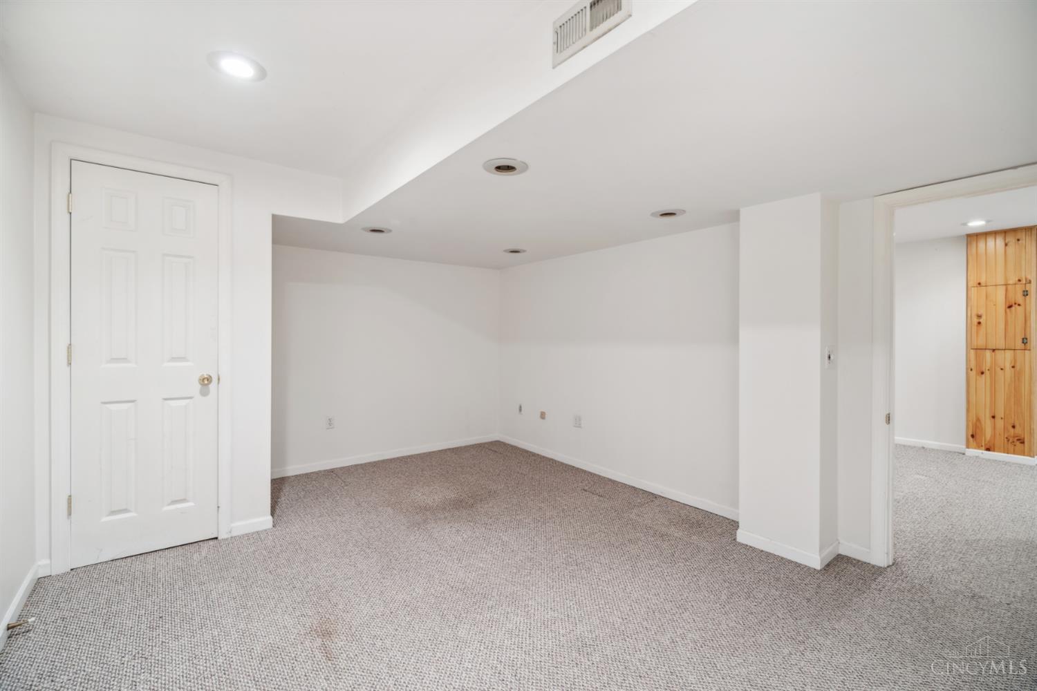 7489 Fitzroy Court, West Chester, OH, 45241 — photo 26