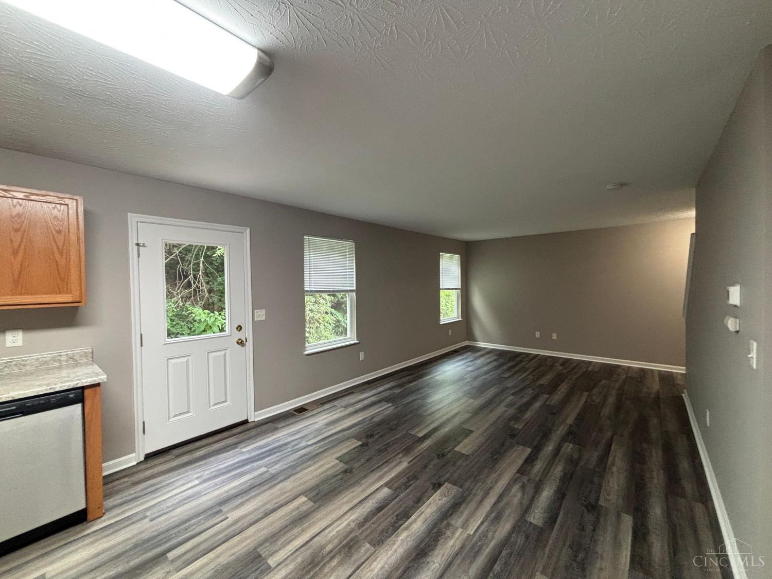 406 Mcewing Drive, Lockland, OH, 45215 — photo 5