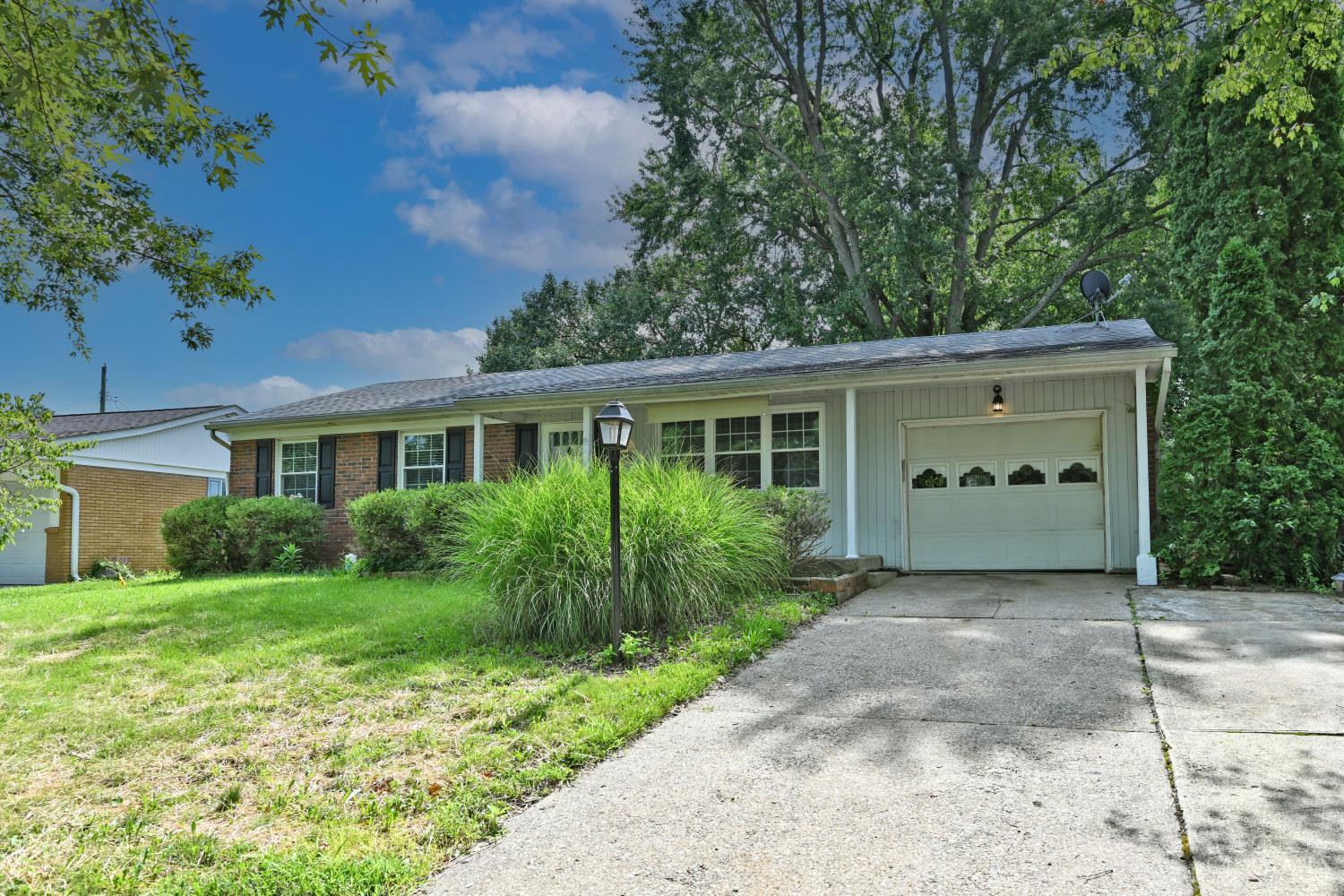 1582 Turquoise Drive, Anderson Twp, OH, 45255 — photo 2