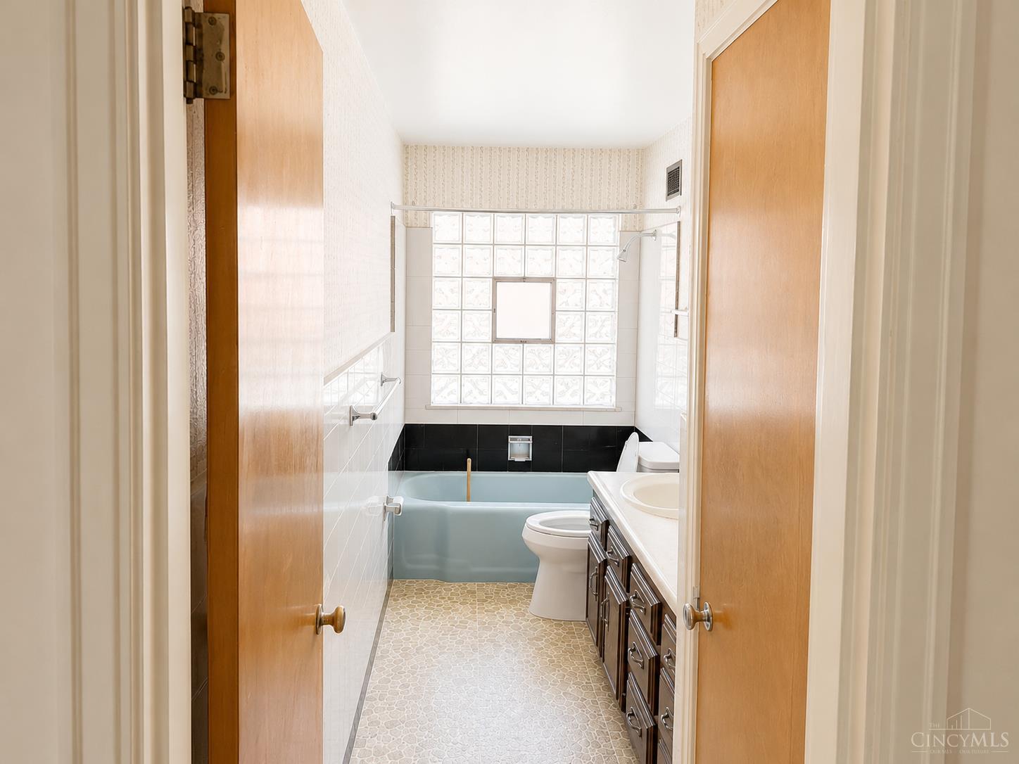4107 Eighth Street, Cincinnati, OH, 45205 — photo 12