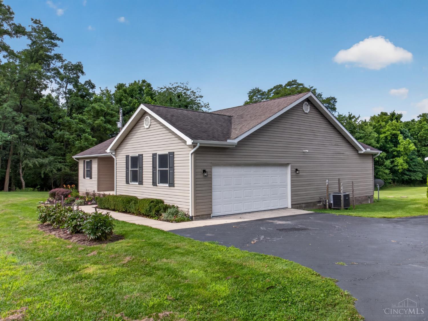 9989 Wolfe Road, New Vienna, OH, 45159 — photo 28