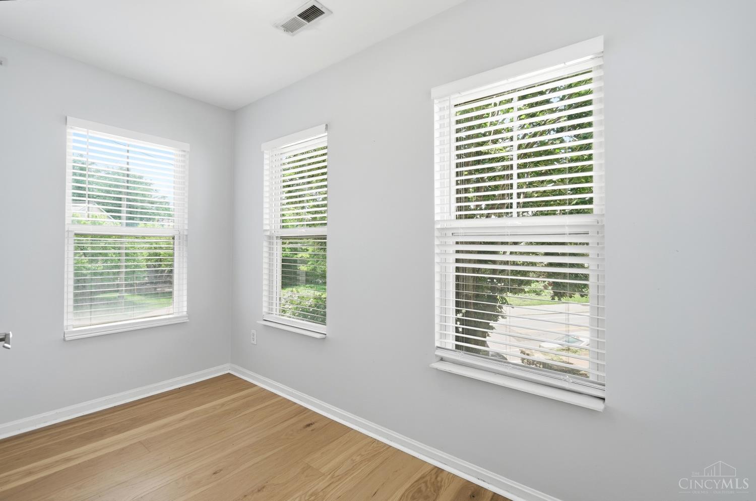 2580 Riverside Drive, Cincinnati, OH, 45202 — photo 9