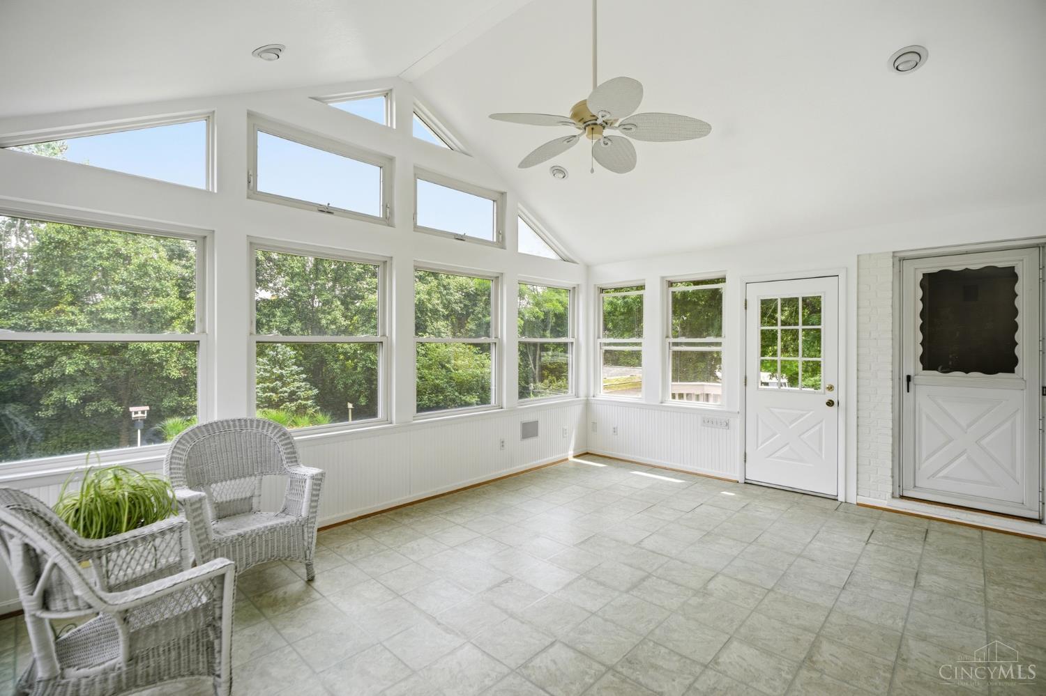 5330 Talloak Court, Cincinnati, OH, 45247 — photo 38