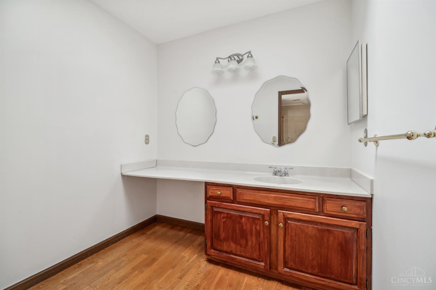 7489 Fitzroy Court, West Chester, OH, 45241 — photo 32