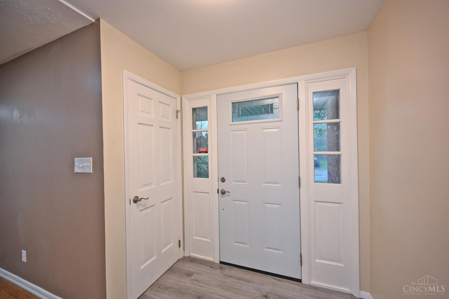 9133 Fontainebleau Terrace, Cincinnati, OH, 45231 — photo 8