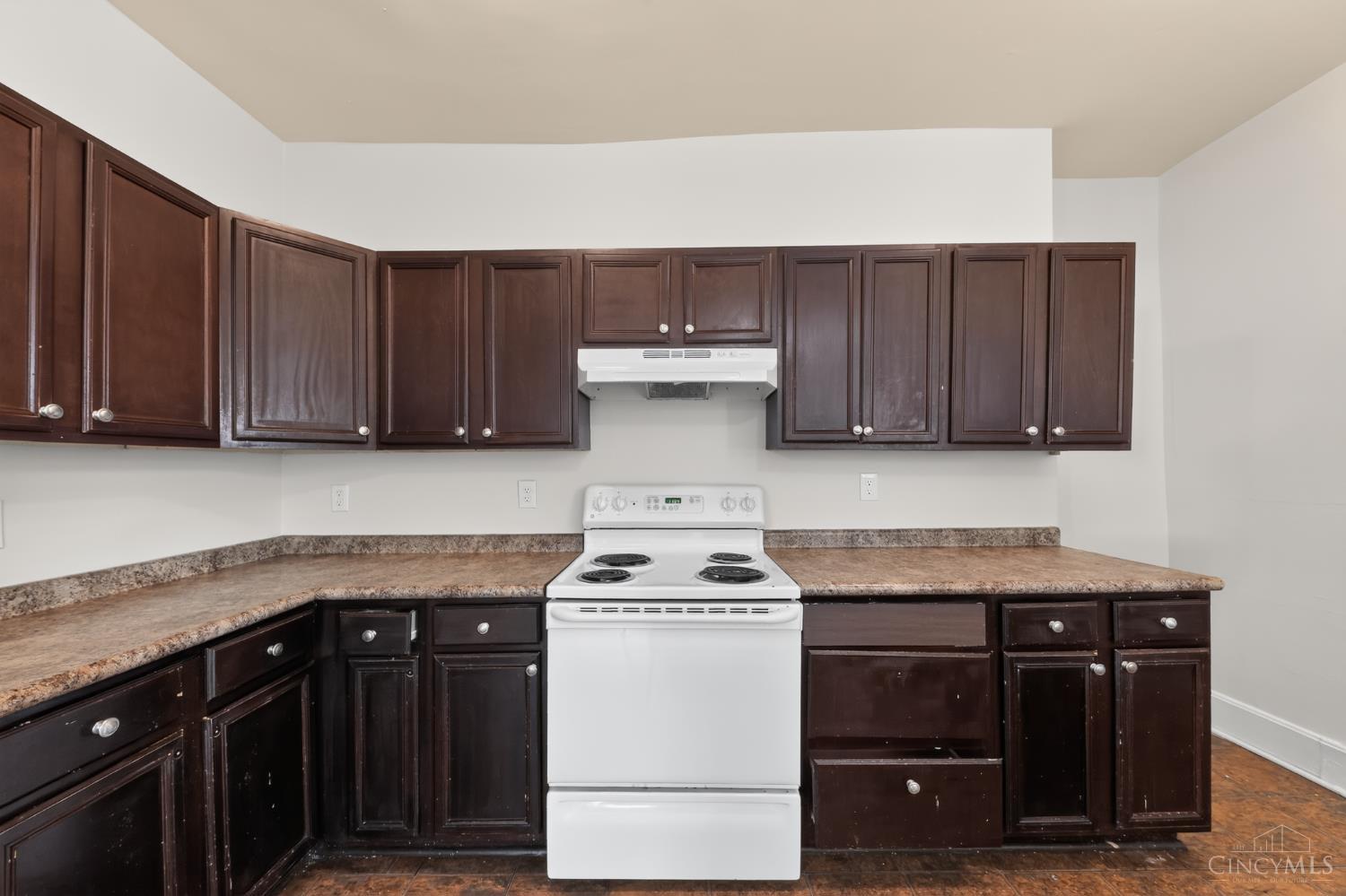 2654 cora Avenue, Cincinnati, OH, 45211 — photo 10