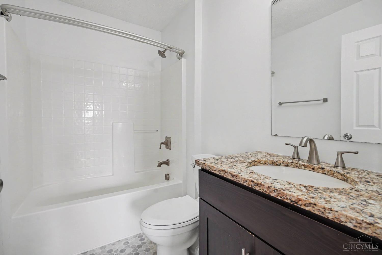 4301 Lighthouse Lane, West Chester, OH, 45069 — photo 18