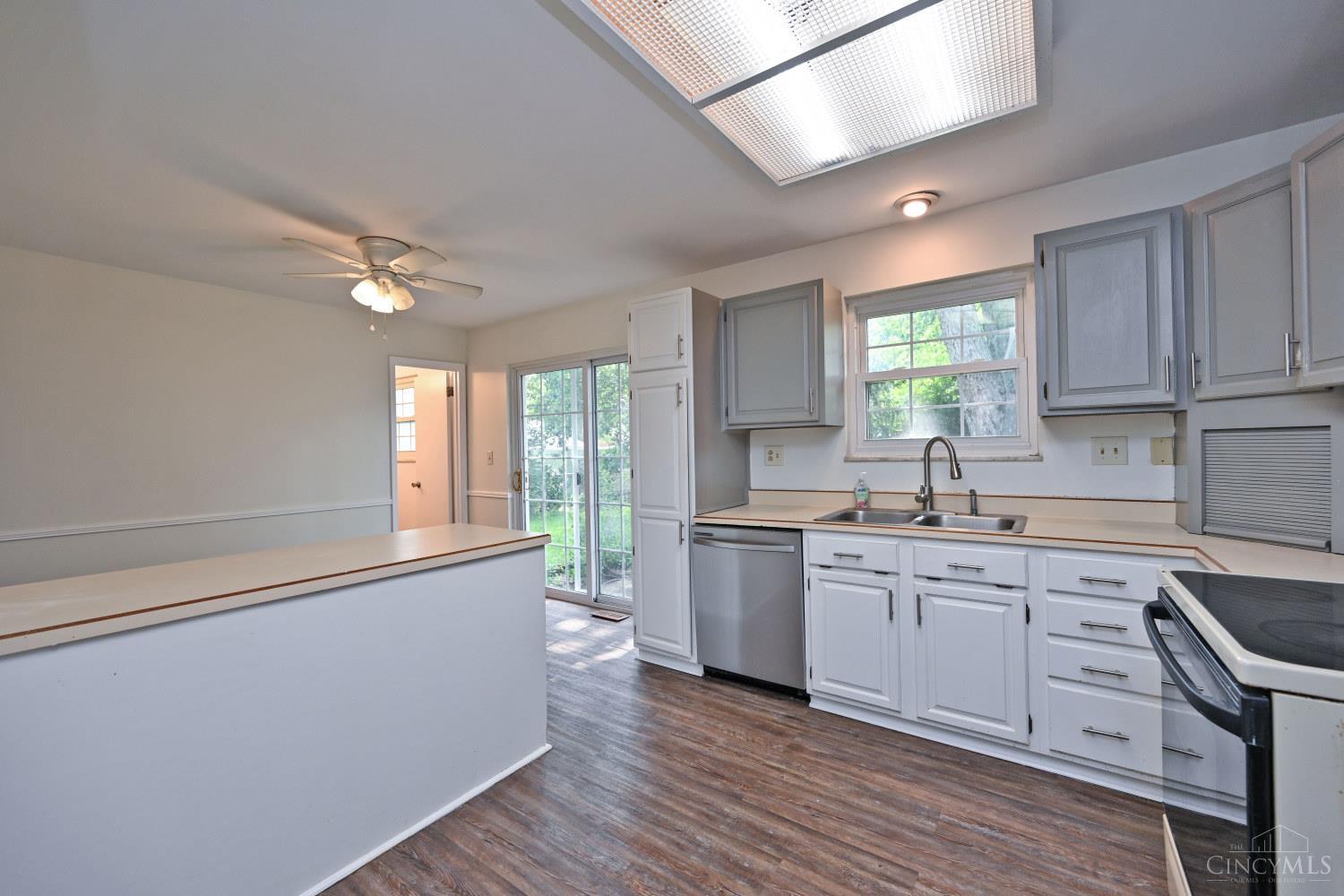 1582 Turquoise Drive, Anderson Twp, OH, 45255 — photo 12