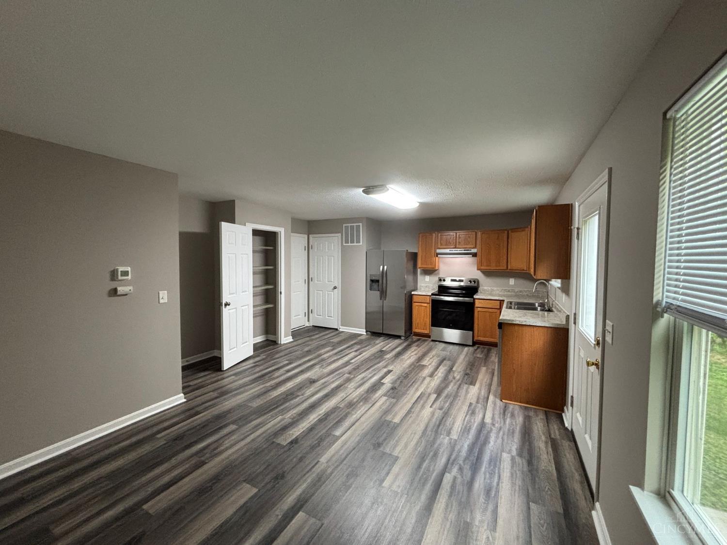 406 Mcewing Drive, Lockland, OH, 45215 — photo 6