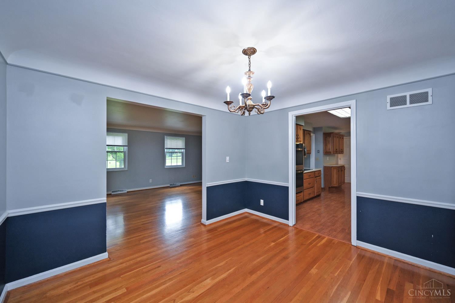 7777 Kugler Mill Road, Madeira, OH, 45243 — photo 9