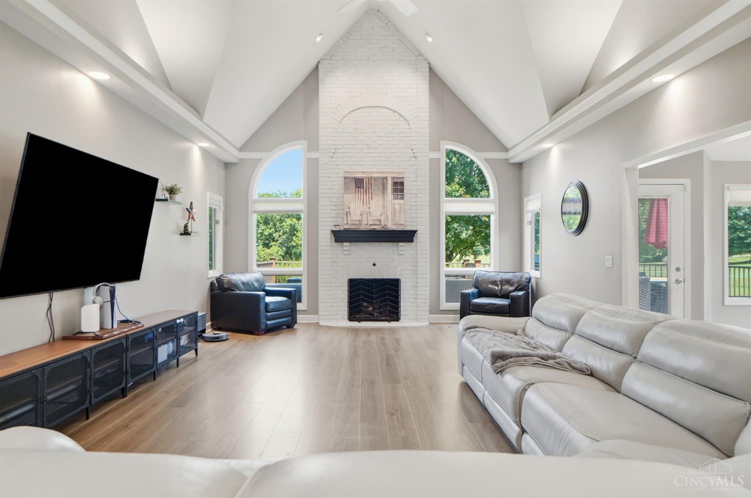 7580 Legendary Lane, West Chester, OH, 45069 — photo 19