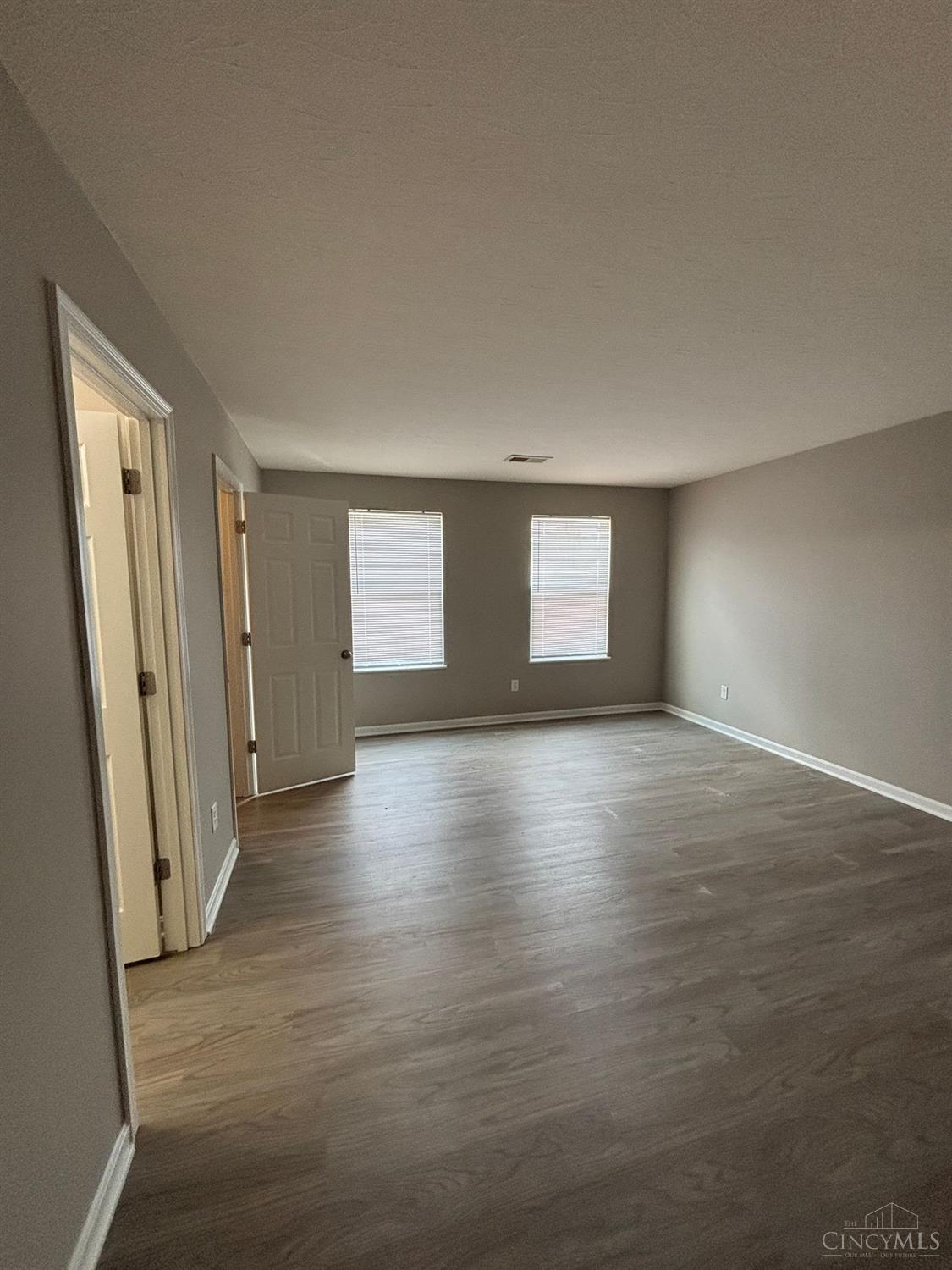 406 Mcewing Drive, Lockland, OH, 45215 — photo 10