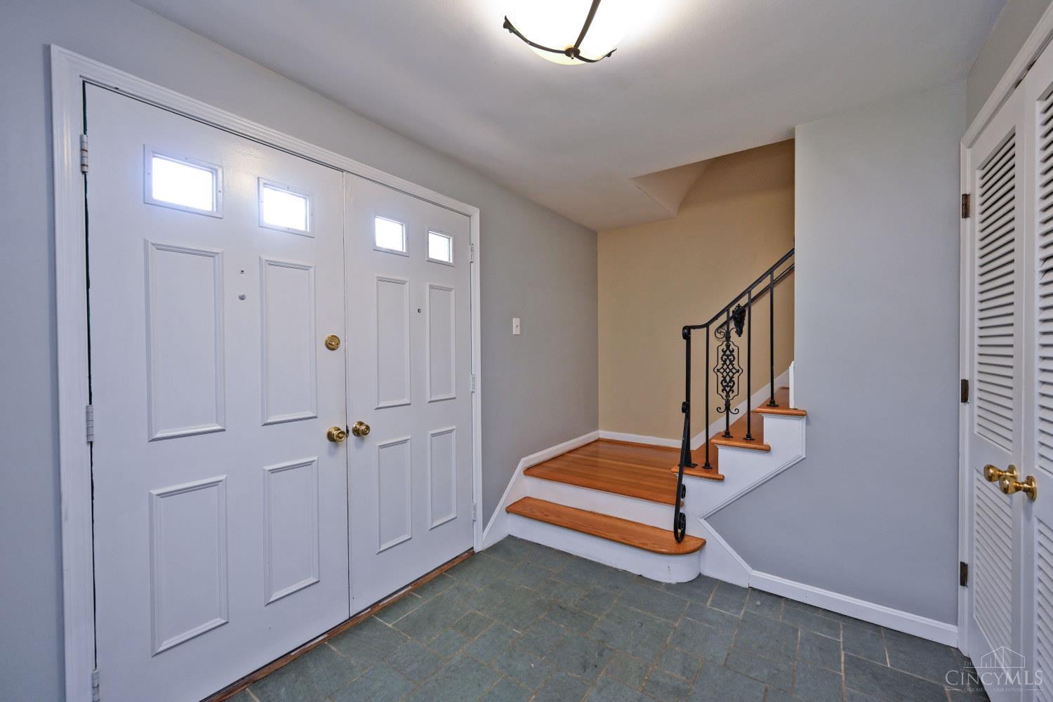 7777 Kugler Mill Road, Madeira, OH, 45243 — photo 5