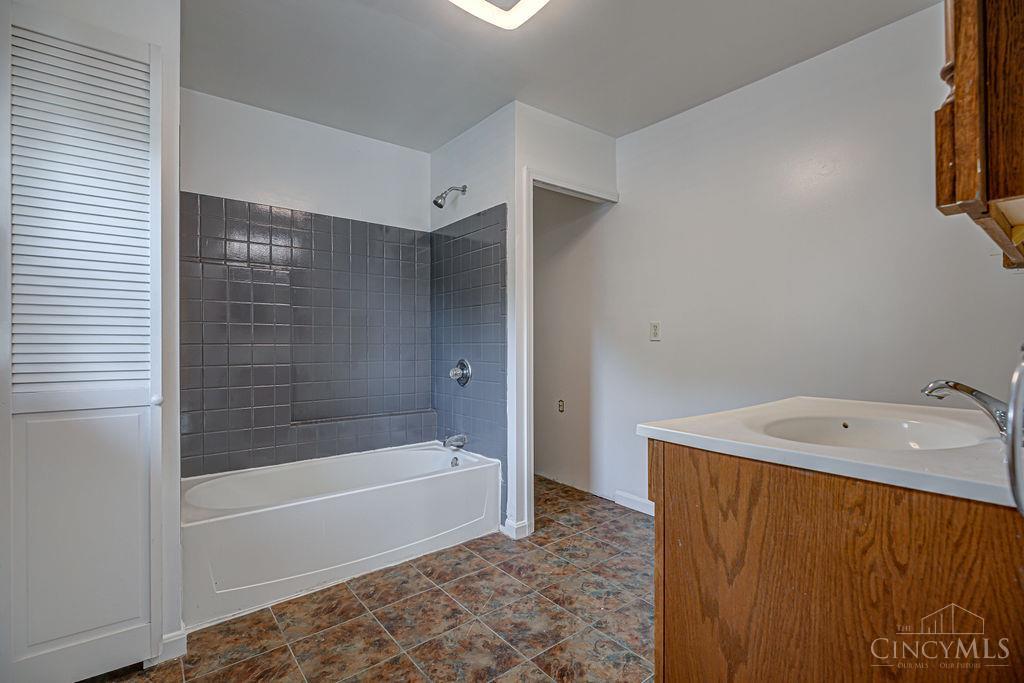 8131 Thomas Road, Madison Twp, OH, 45042 — photo 13