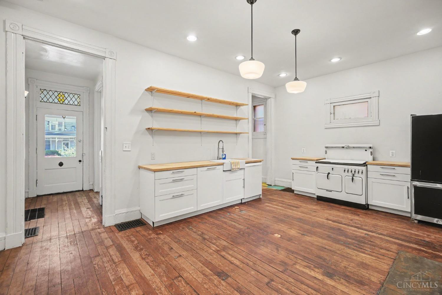 1412 Apjones Street, Cincinnati, OH, 45223 — photo 9