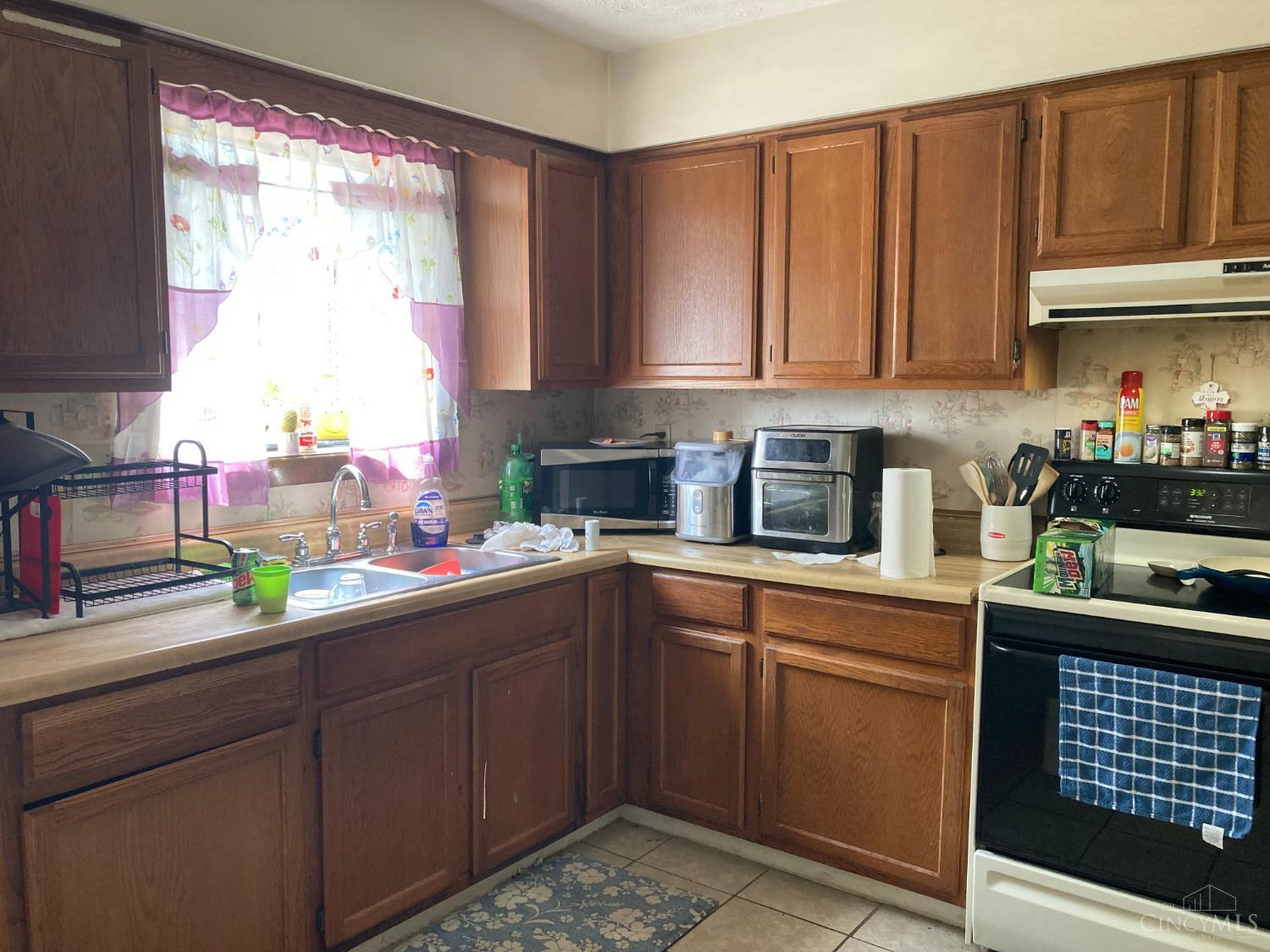 217 Monfort Street, College Corner, OH, 45003 — photo 3