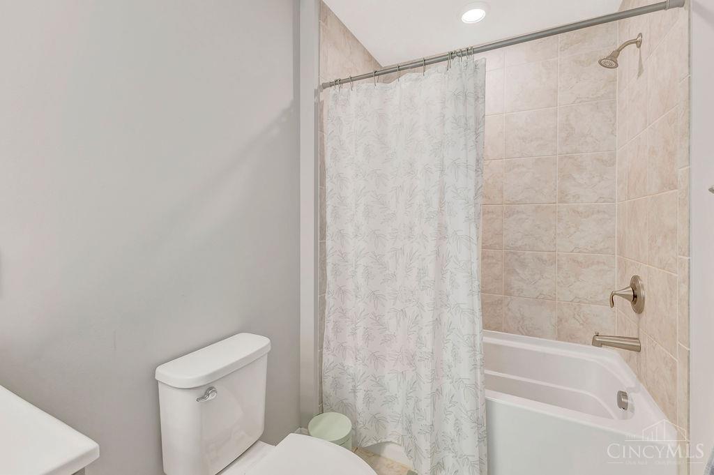 4976 Pebble Ct, Liberty Twp, OH, 45011 — photo 33