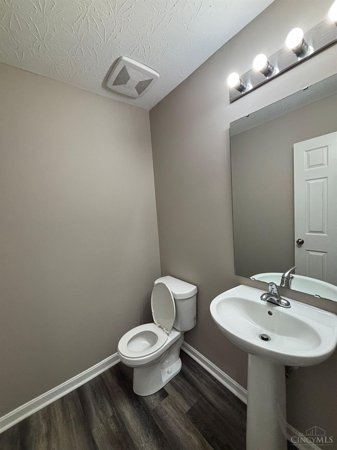 406 Mcewing Drive, Lockland, OH, 45215 — photo 8