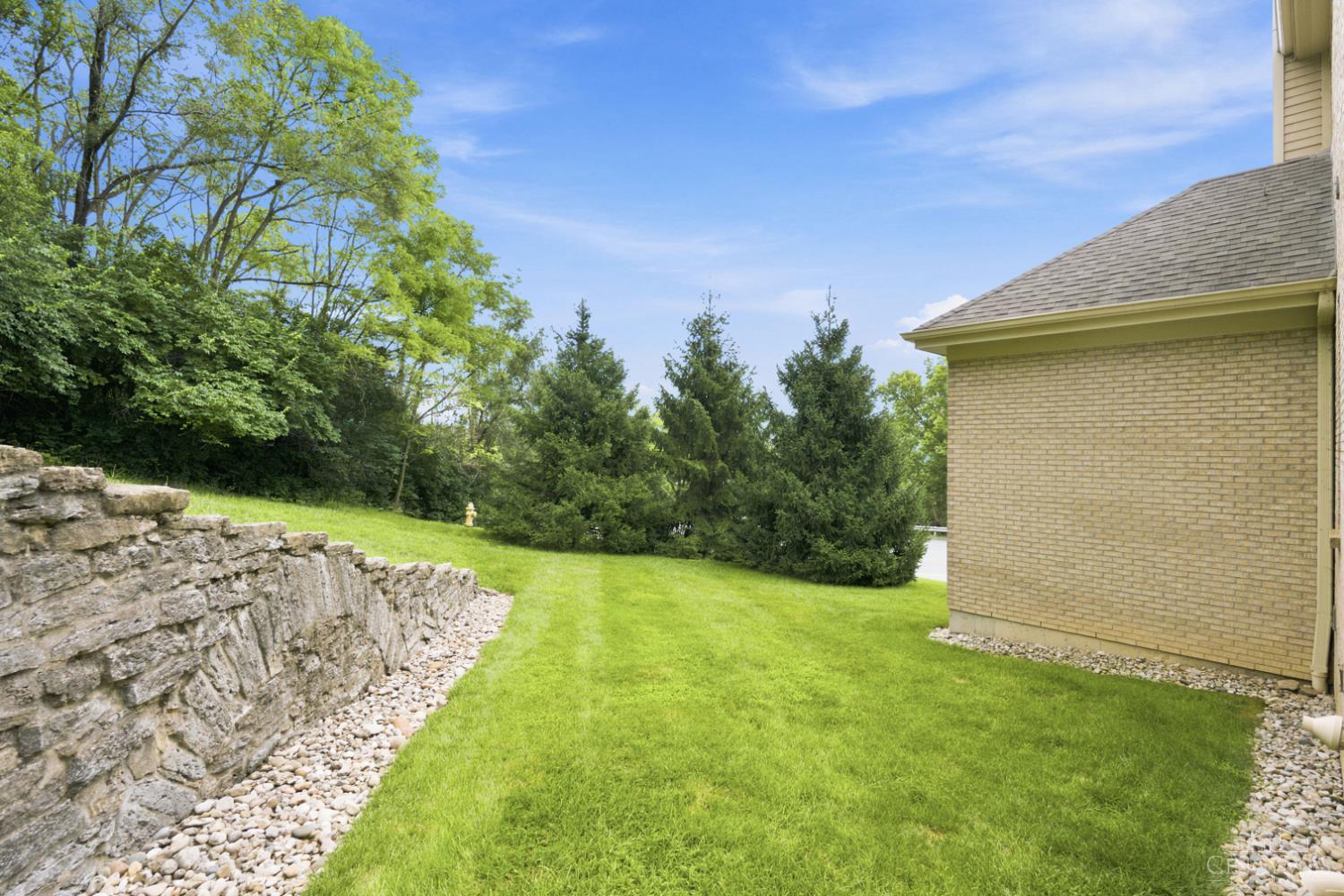 1498 Riverside Drive, Cincinnati, OH, 45202 — photo 34