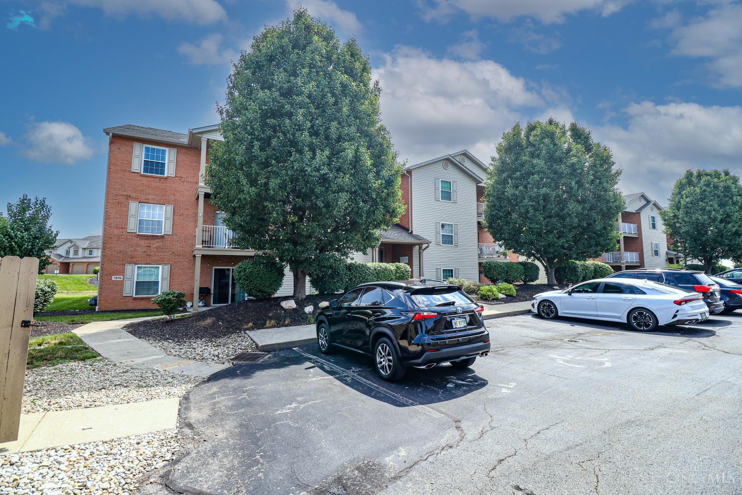 7878 Jessies Way #301, Fairfield Twp, OH, 45011 — photo 3