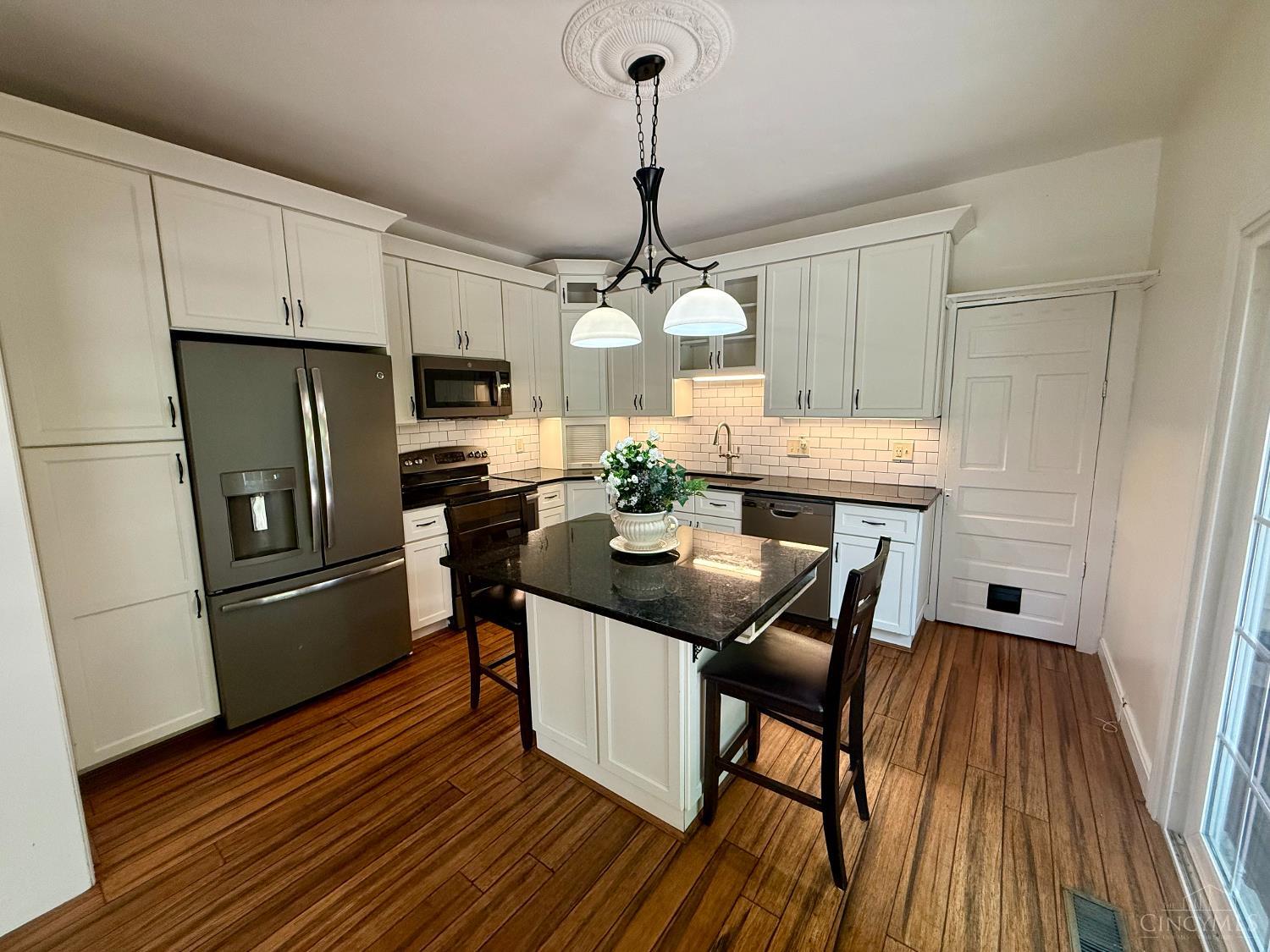 900 Troy Avenue, Glendale, OH, 45246 — photo 15