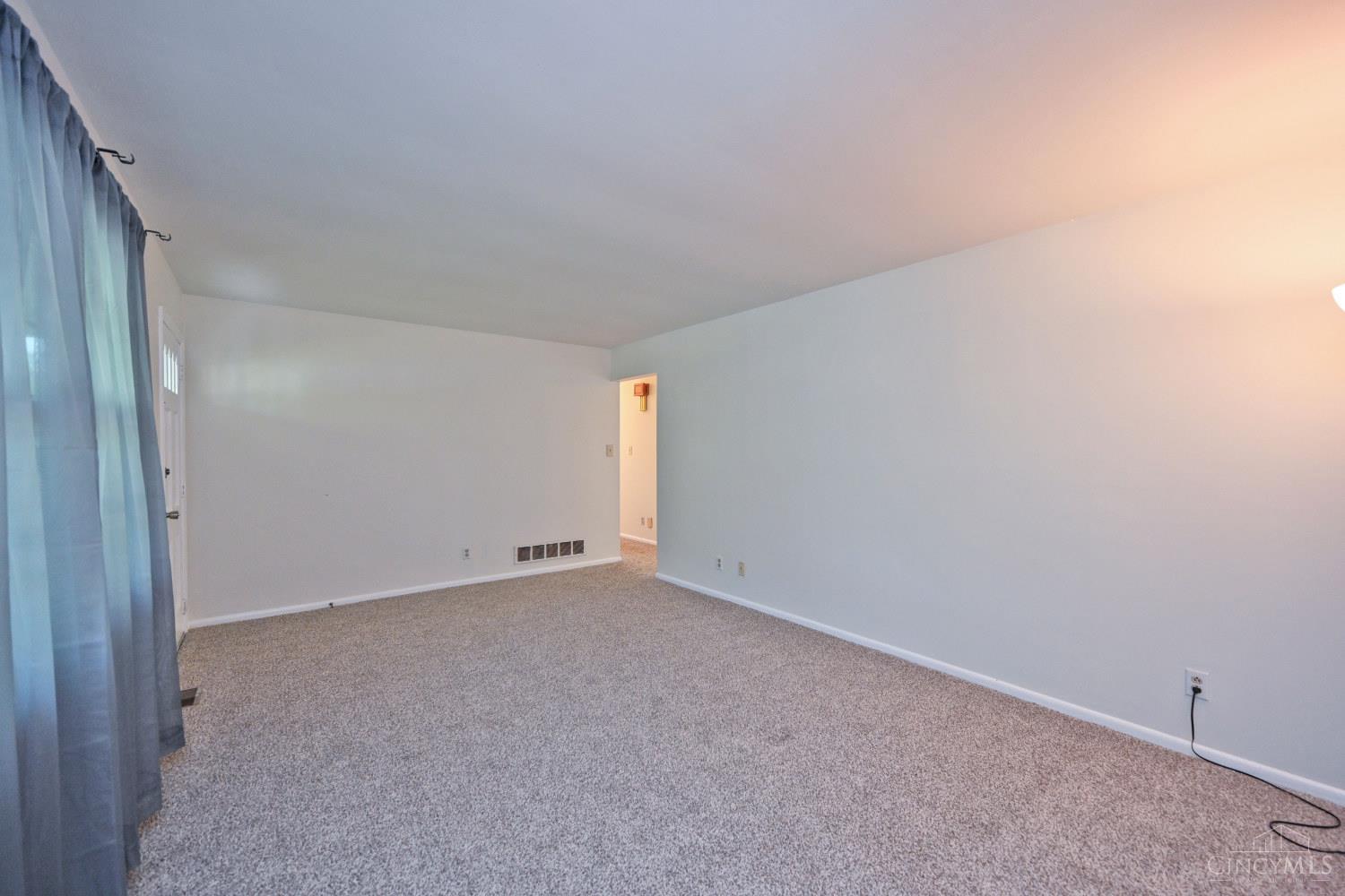 1582 Turquoise Drive, Anderson Twp, OH, 45255 — photo 7