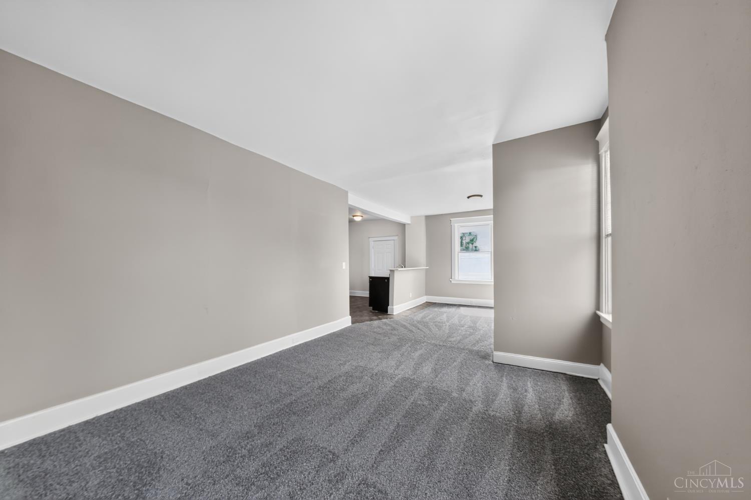 2654 cora Avenue, Cincinnati, OH, 45211 — photo 6