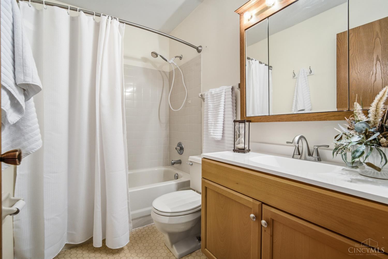 665 Hidden Valley Court, Fairborn, OH, 45324 — photo 28