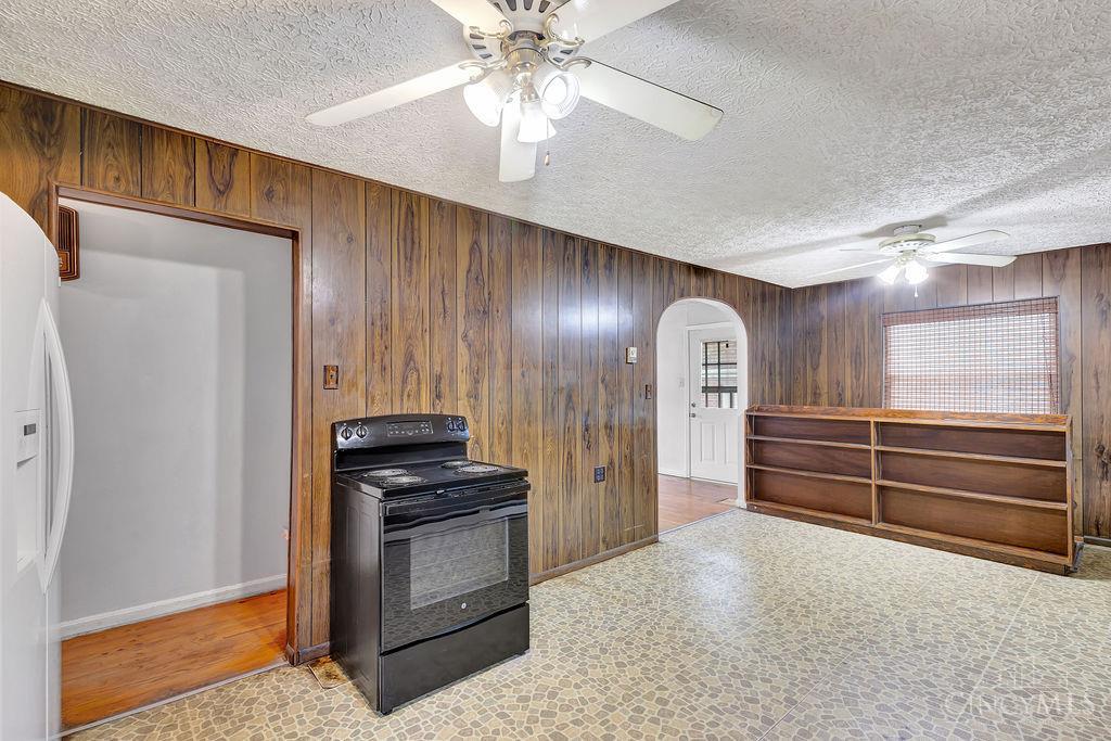 5517 Karen Avenue, Green Twp, OH, 45248 — photo 12