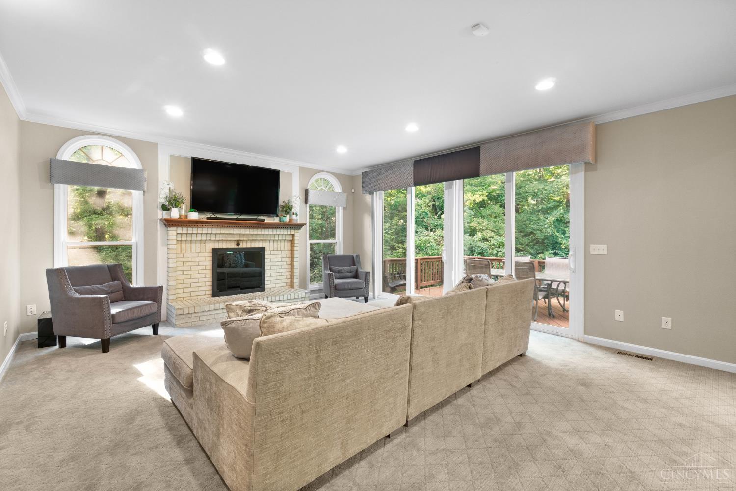 8410 Greenleaf Drive, Anderson Twp, OH, 45255 — photo 8