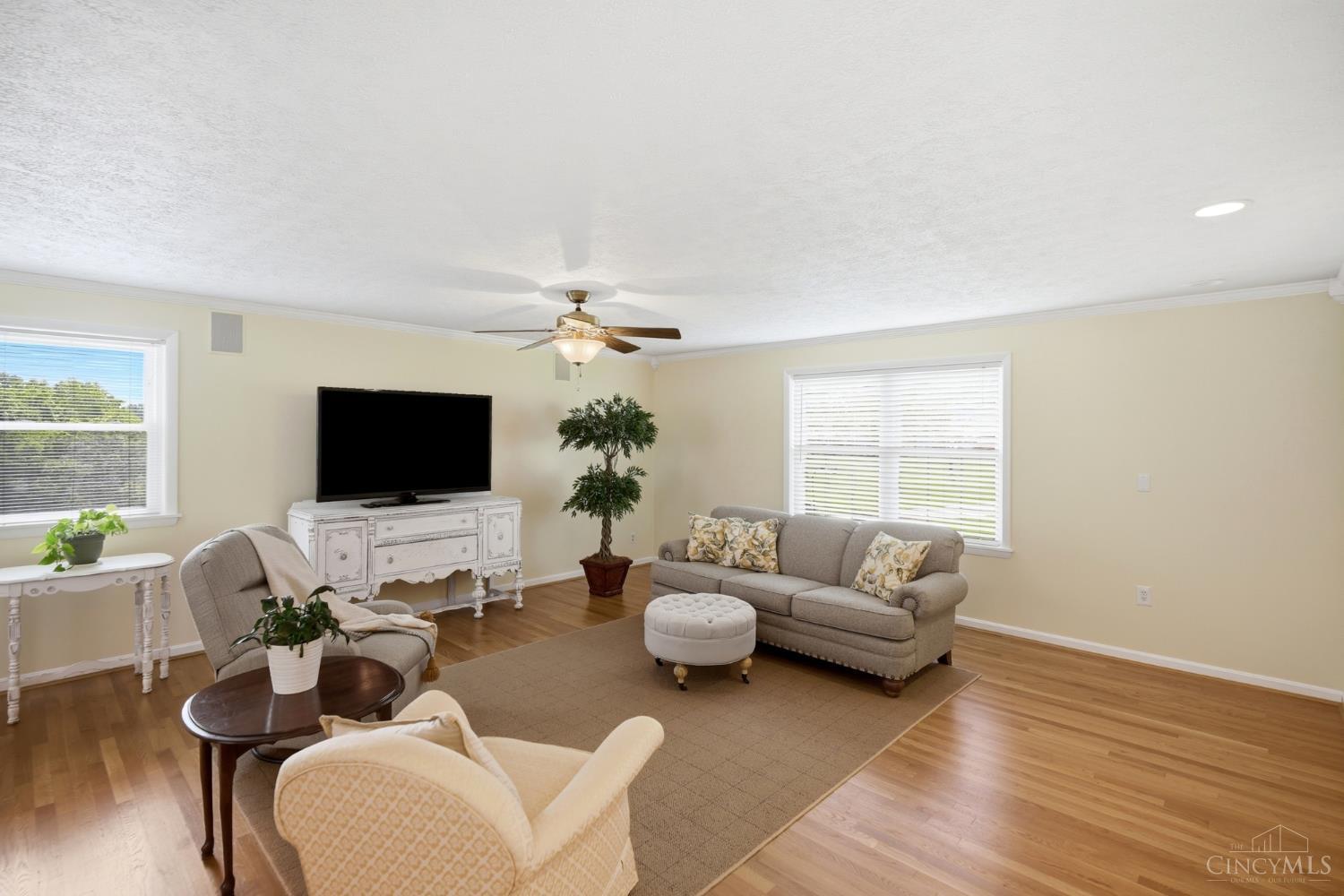 5330 Talloak Court, Cincinnati, OH, 45247 — photo 8