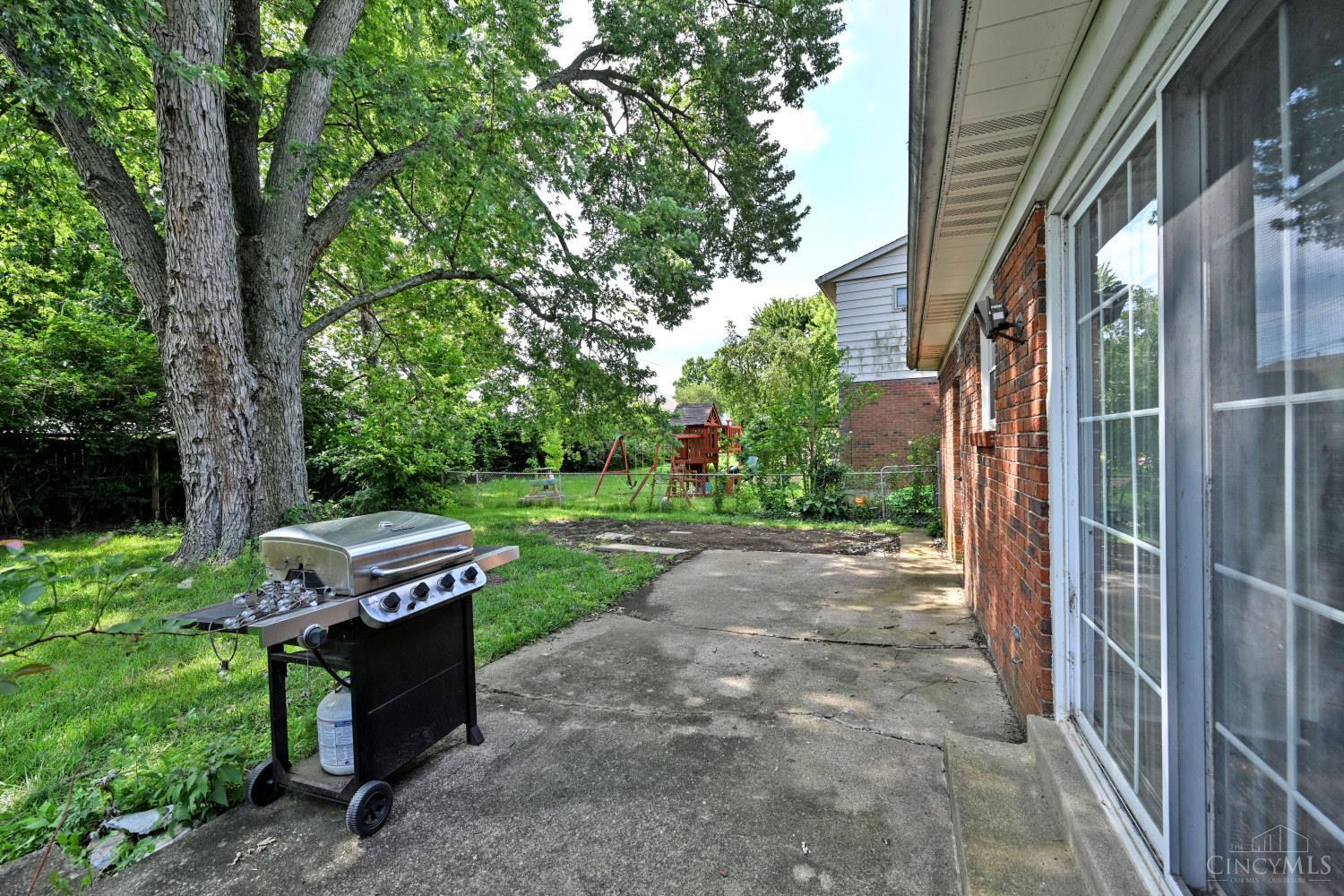 1582 Turquoise Drive, Anderson Twp, OH, 45255 — photo 32