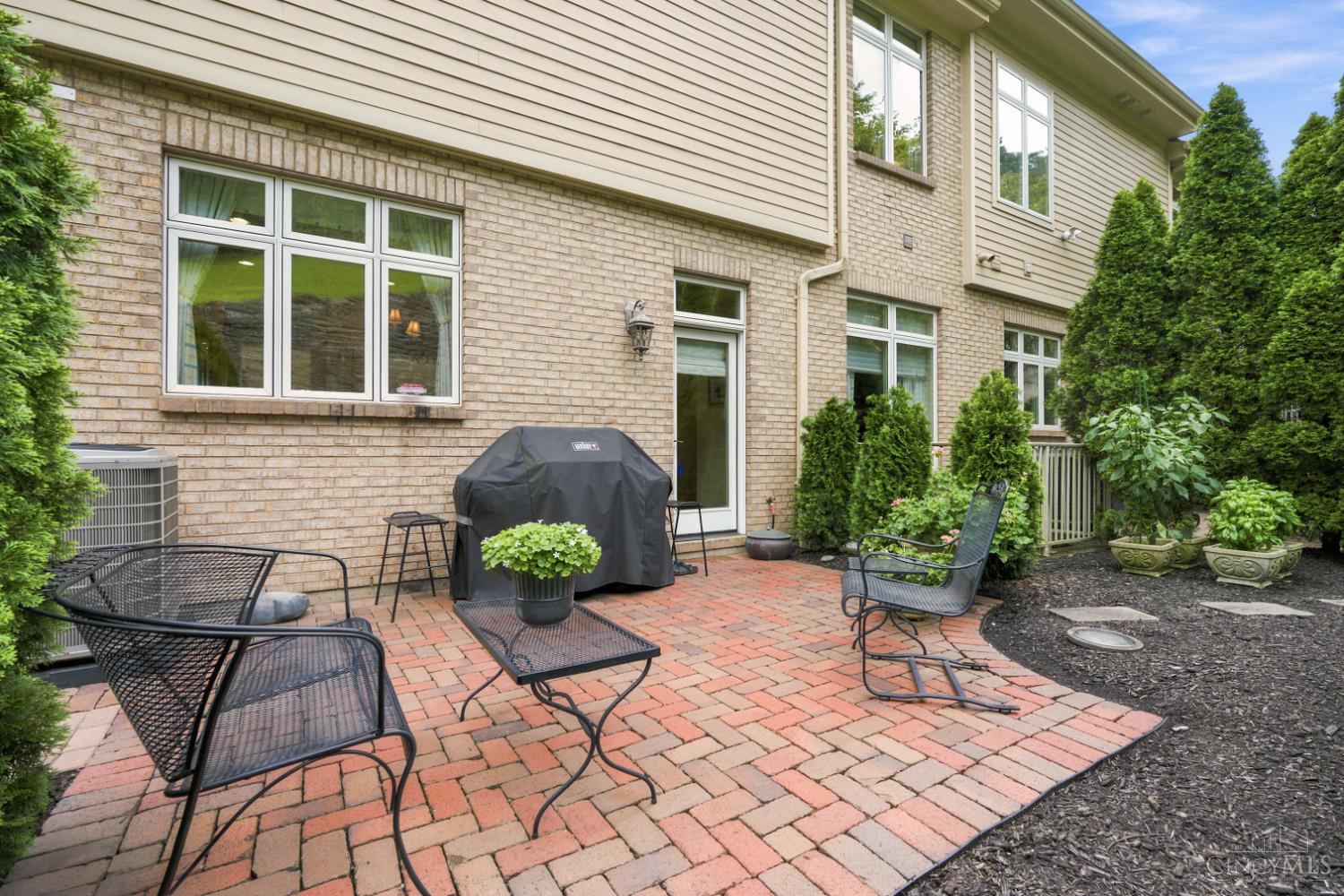 1498 Riverside Drive, Cincinnati, OH, 45202 — photo 14