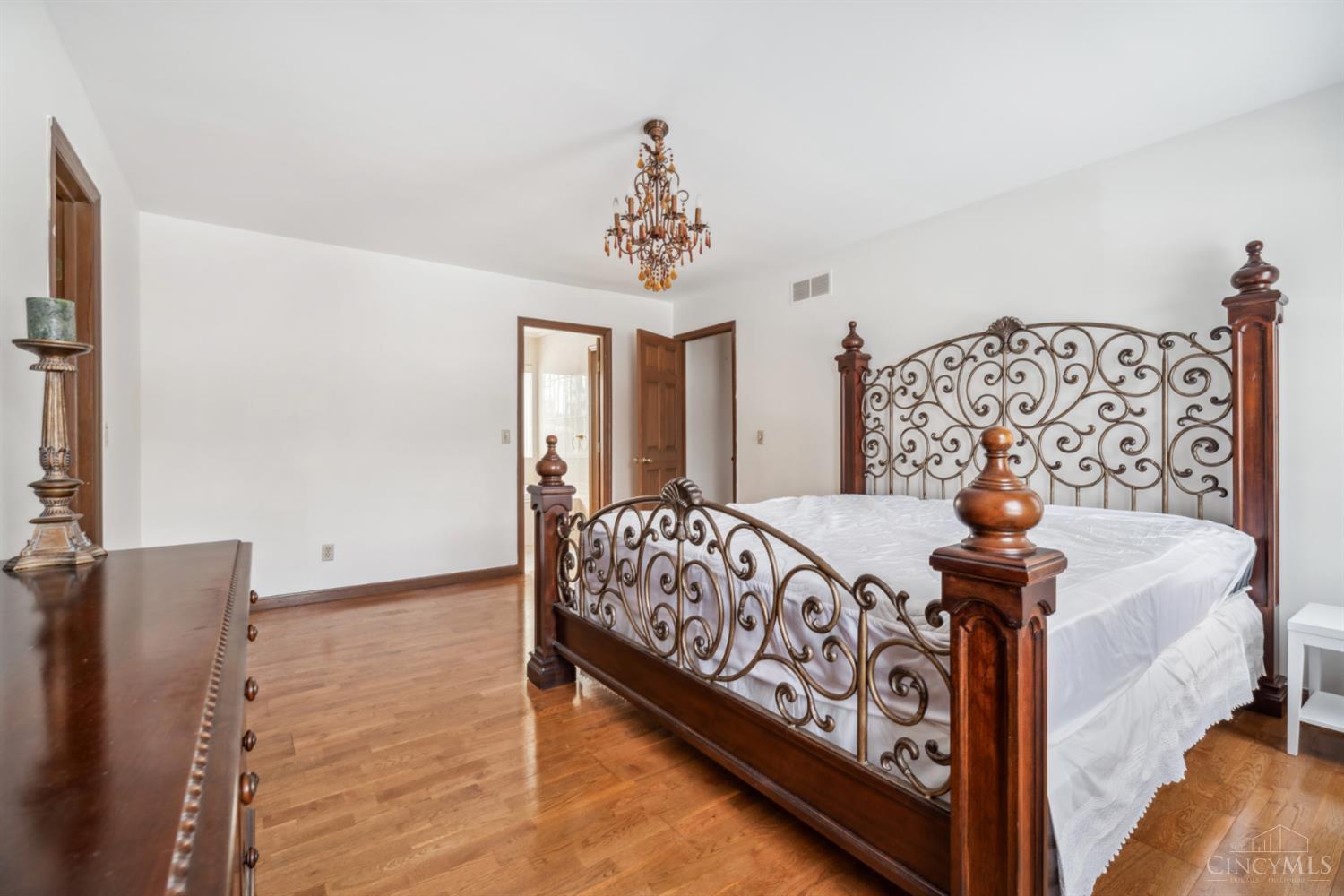 7489 Fitzroy Court, West Chester, OH, 45241 — photo 34