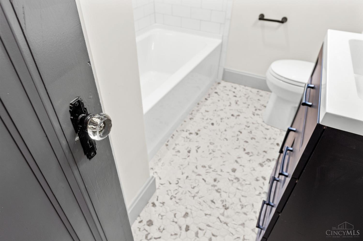 6272 Rogers Park Place, Cincinnati, OH, 45213 — photo 17