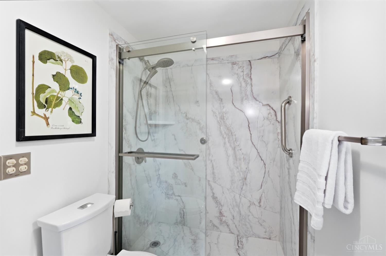 407 Lafayette Avenue, Cincinnati, OH, 45220 — photo 26
