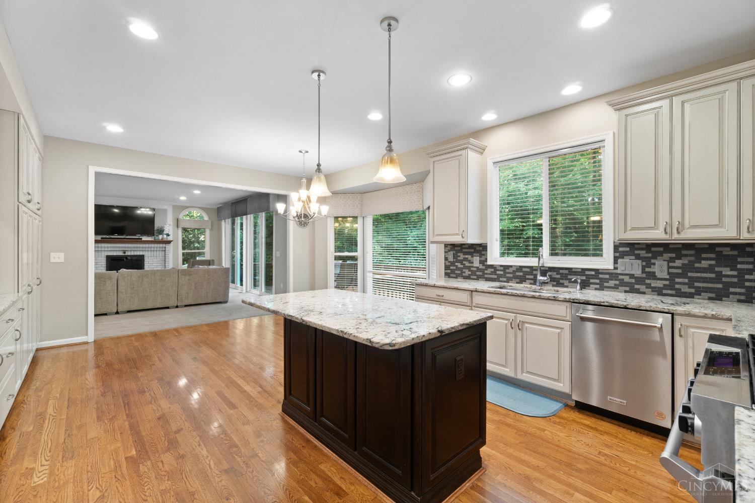 8410 Greenleaf Drive, Anderson Twp, OH, 45255 — photo 12