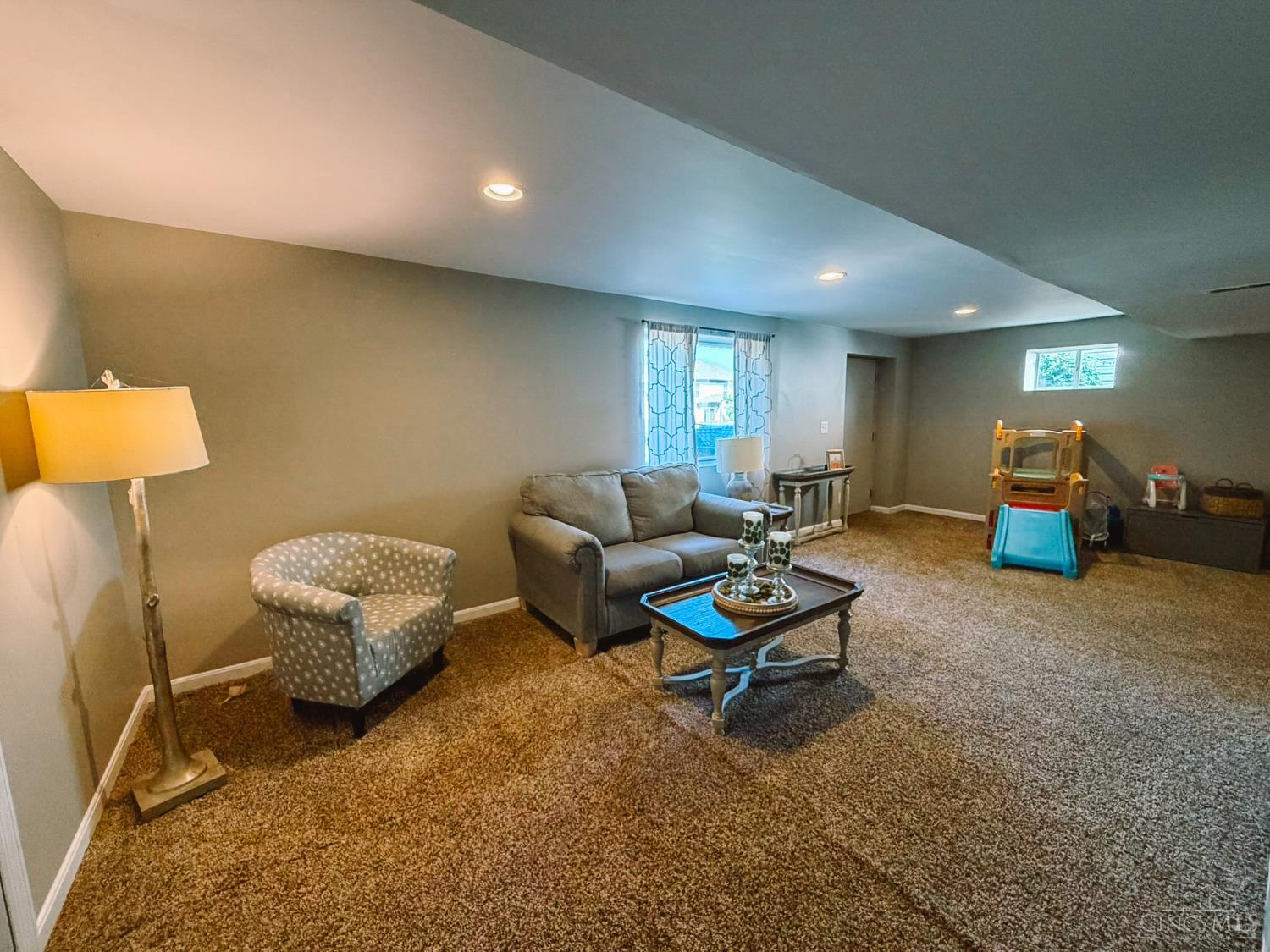 7169 Ruwes Oak Drive, Green Twp, OH, 45248 — photo 38
