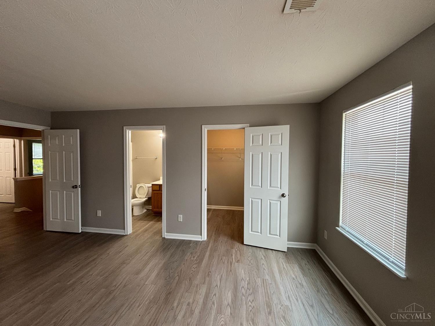 406 Mcewing Drive, Lockland, OH, 45215 — photo 11