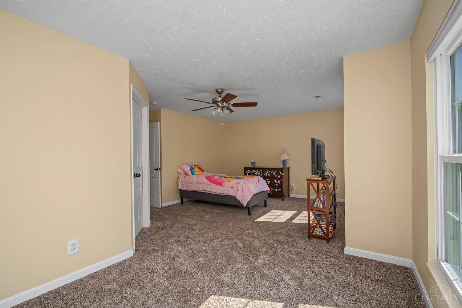5850 Stonebridge Circle, Miami Twp, OH, 45150 — photo 28