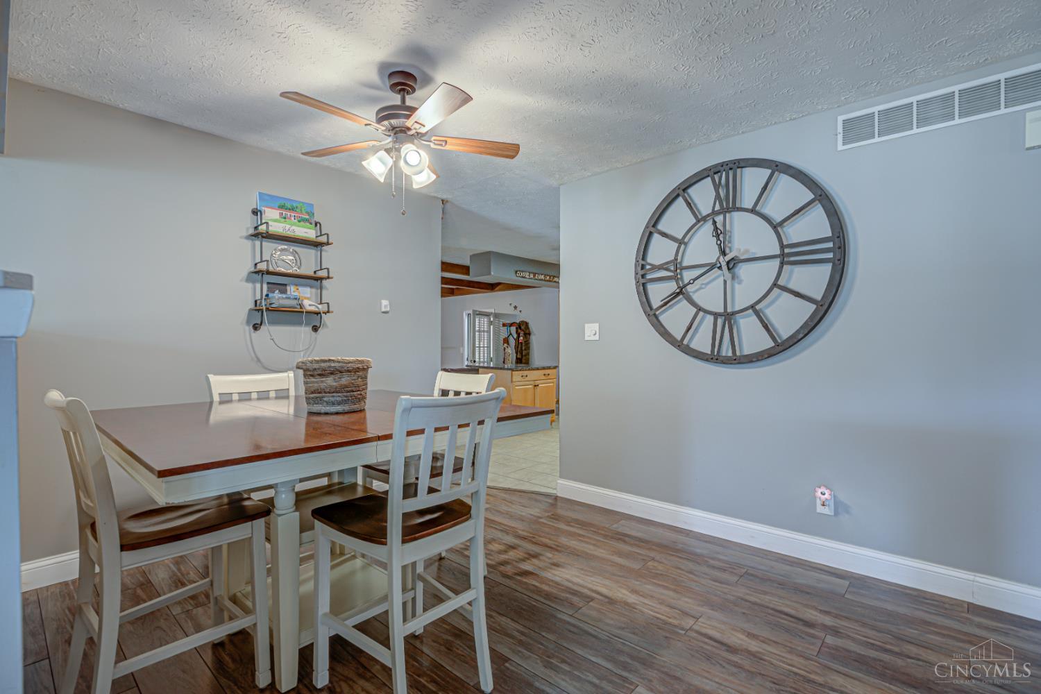8530 Kingston Drive, Franklin Twp, OH, 45005 — photo 10