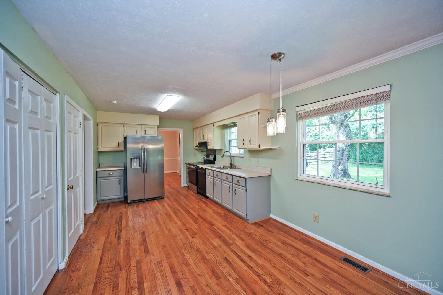 1819 Windhill Terrace, Cincinnati, OH, 45255 — photo 16