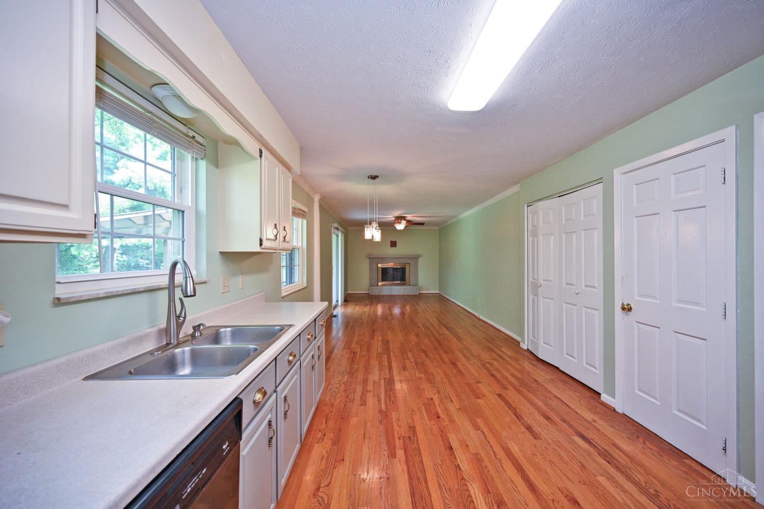 1819 Windhill Terrace, Cincinnati, OH, 45255 — photo 12