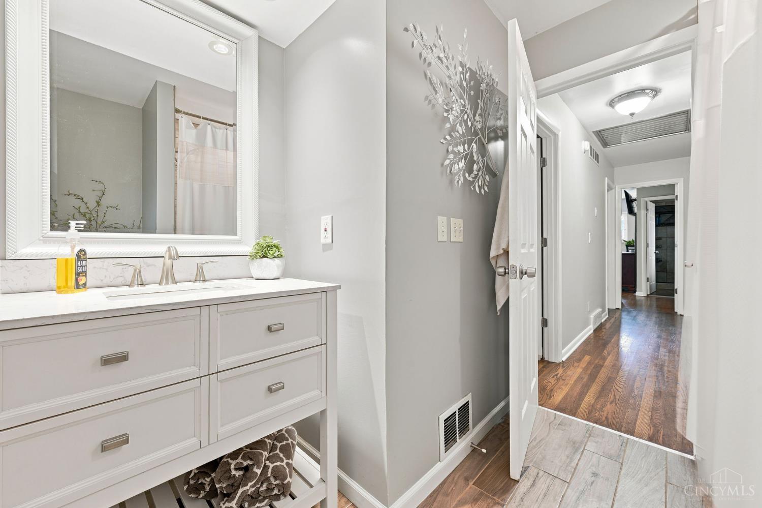 3285 Bellacre Court, Cincinnati, OH, 45248 — photo 22