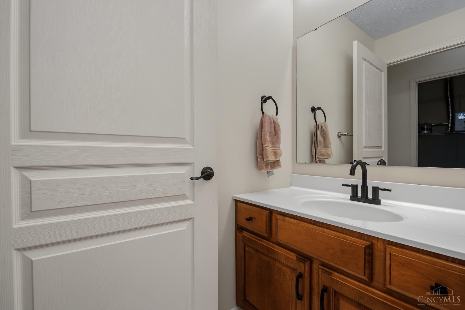 5850 Stonebridge Circle, Miami Twp, OH, 45150 — photo 41