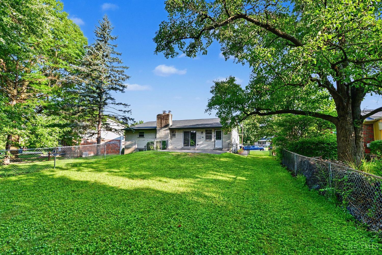 465 Debonhill Court, Cincinnati, OH, 45238 — photo 21
